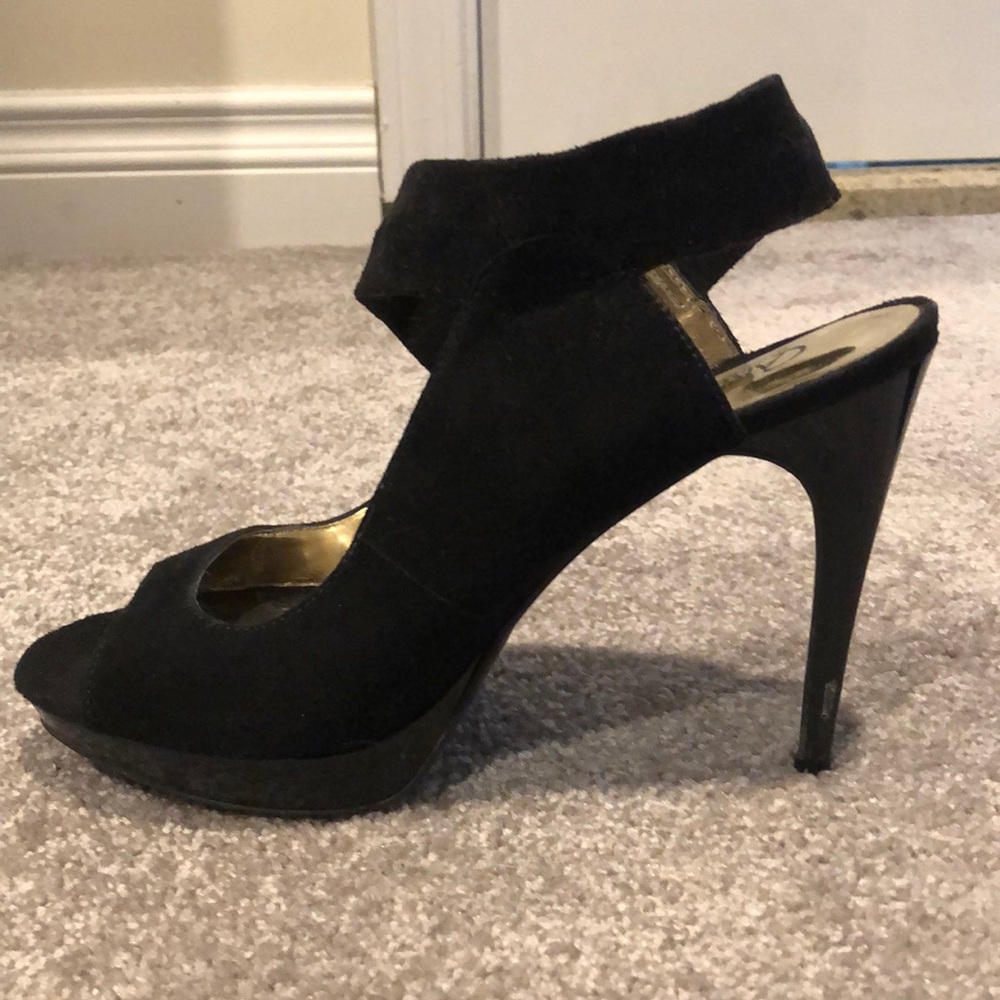 Carlos Platform Heels - Picture 4 of 5